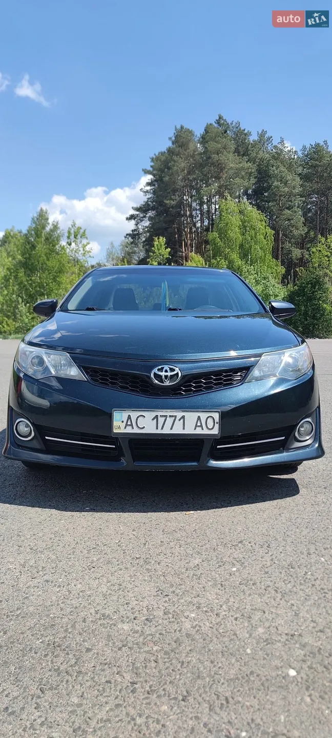 Toyota Camry, 2014
