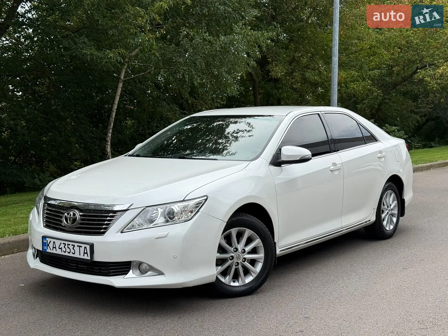 Toyota Camry, 2011