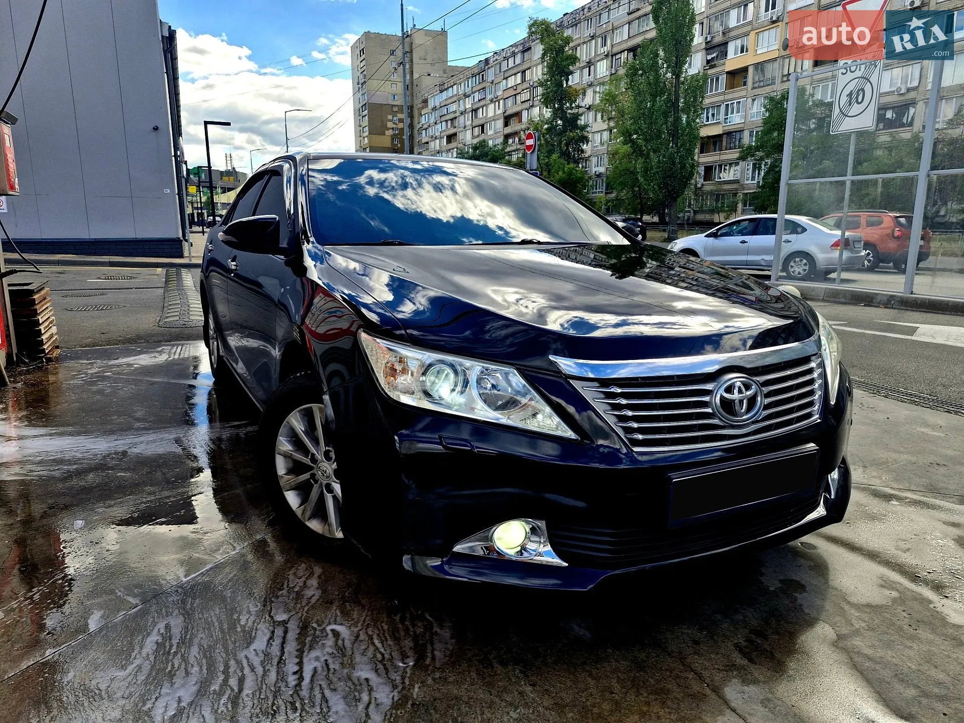 Toyota Camry, 2011