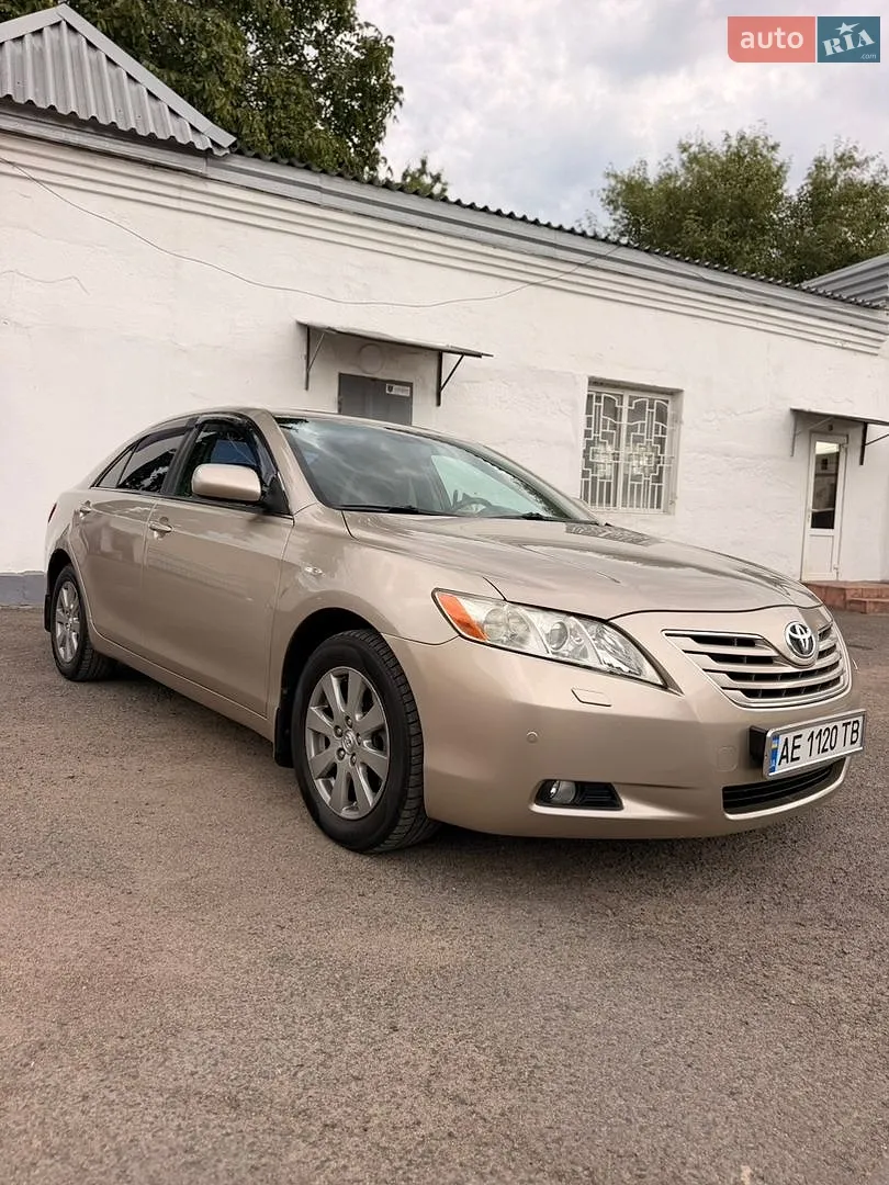 Toyota Camry 2008 — 1