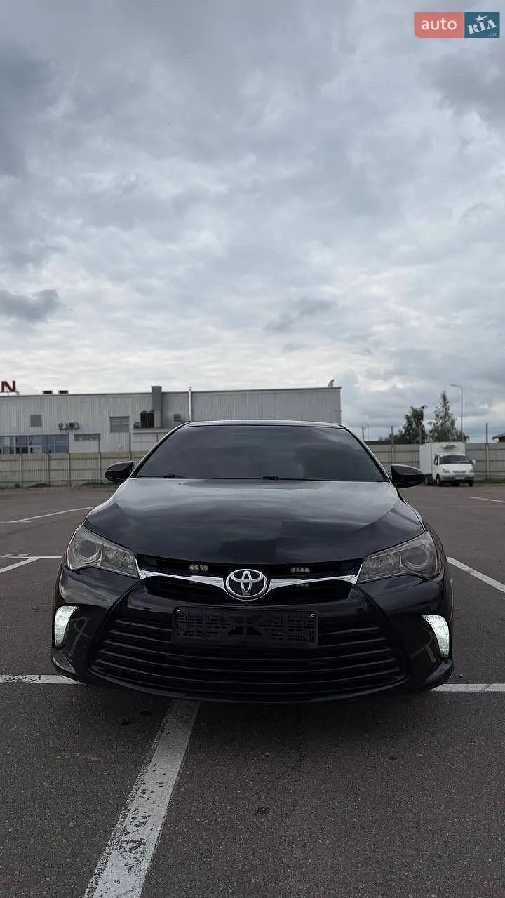 Toyota Camry, 2015