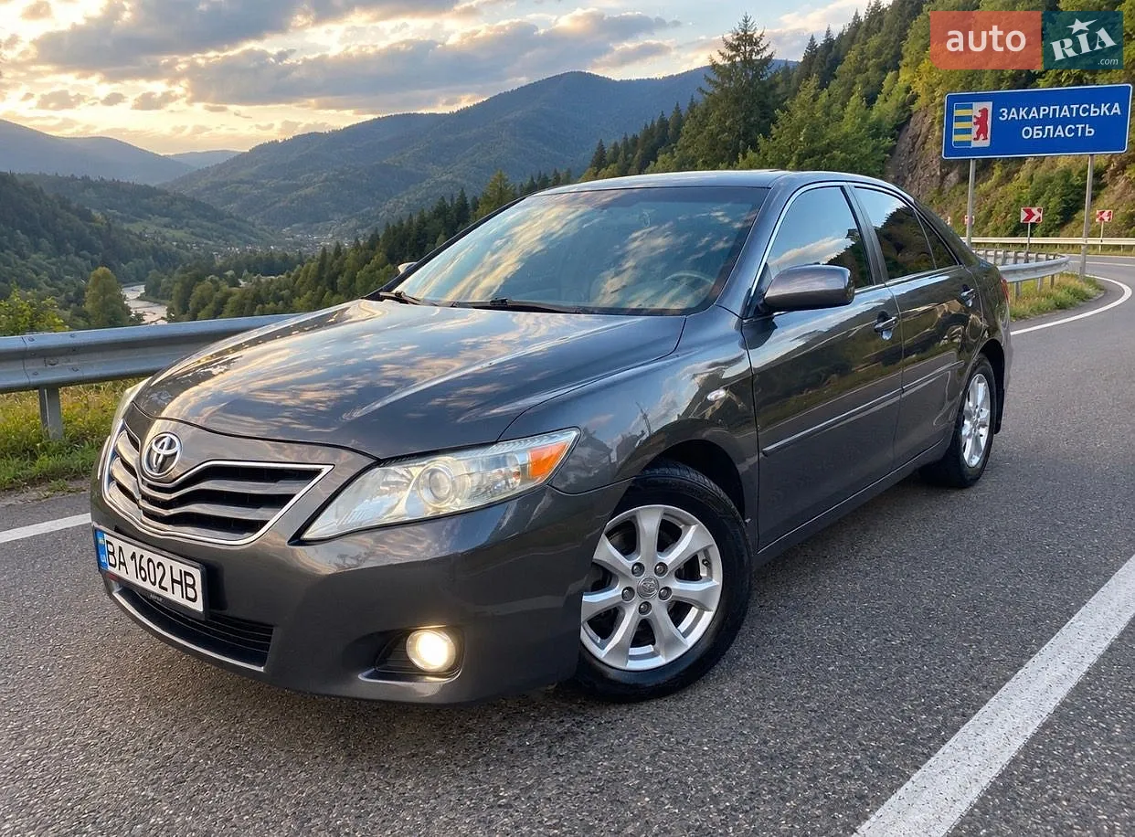 Toyota Camry, 2010