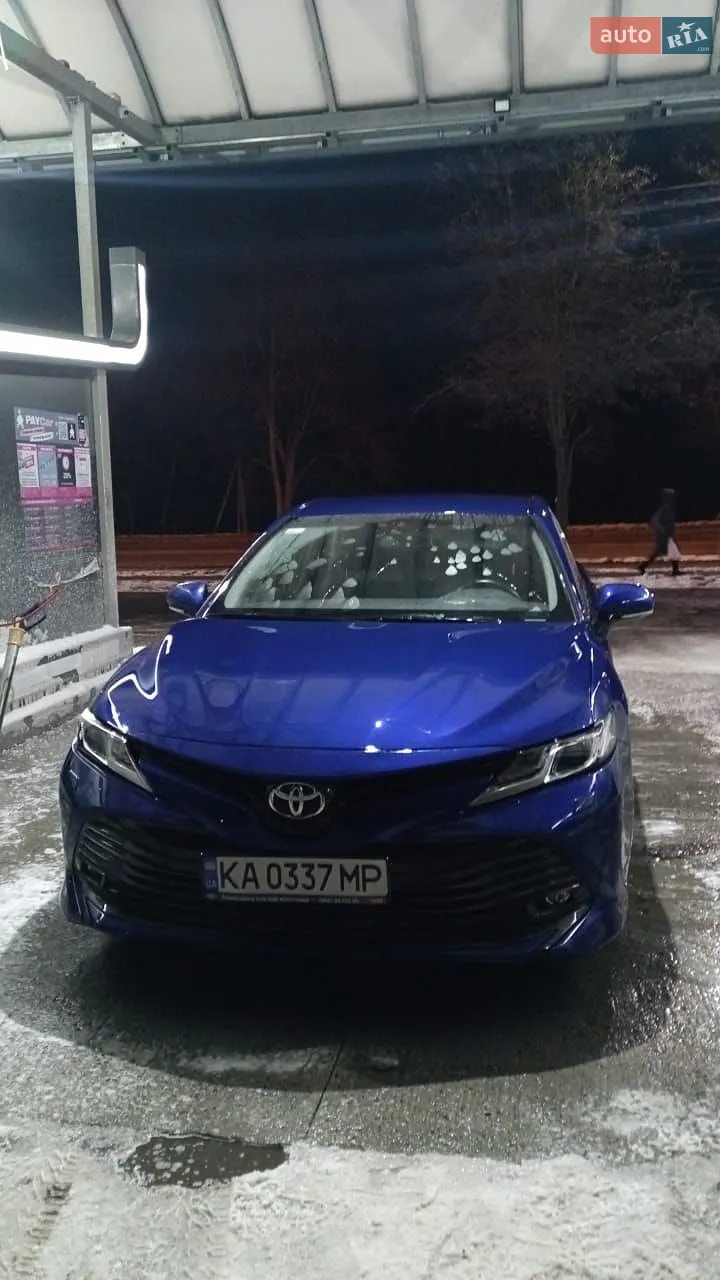 Toyota Camry, 2020