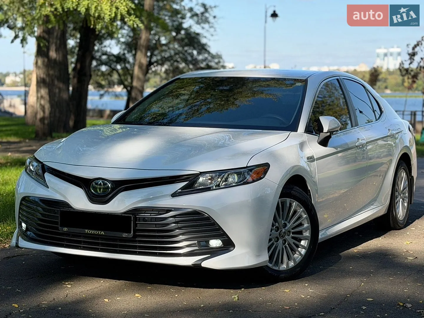 Toyota Camry, 2019