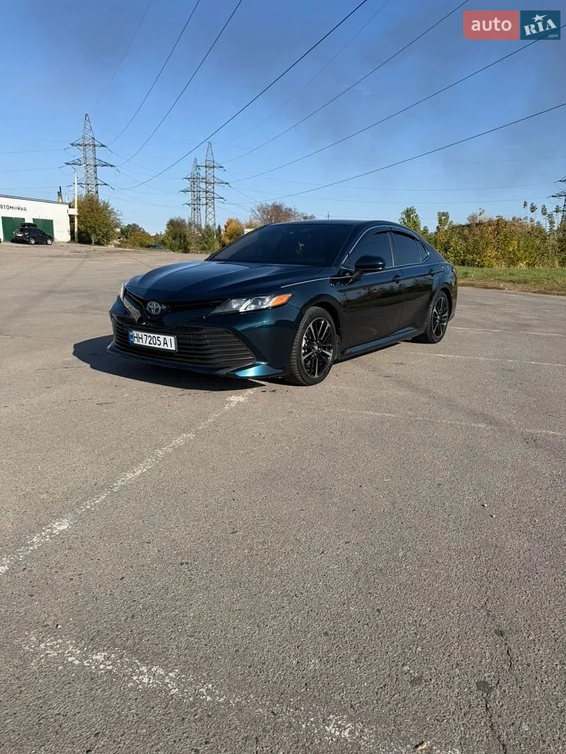 Toyota Camry, 2020