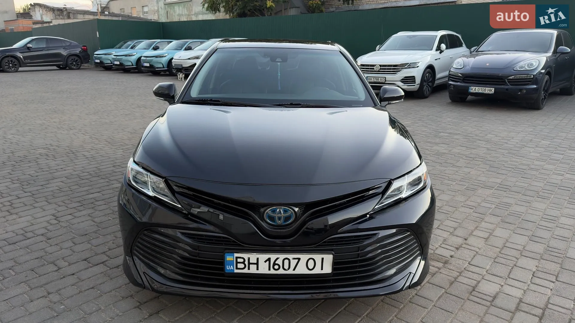 Toyota Camry, 2019