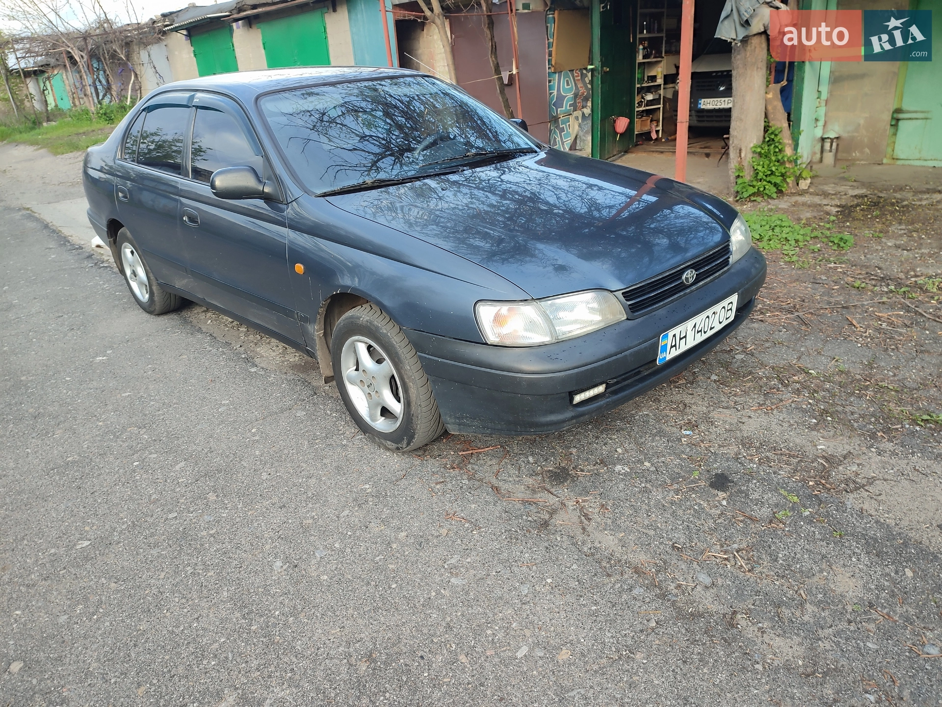Toyota Carina, 1992
