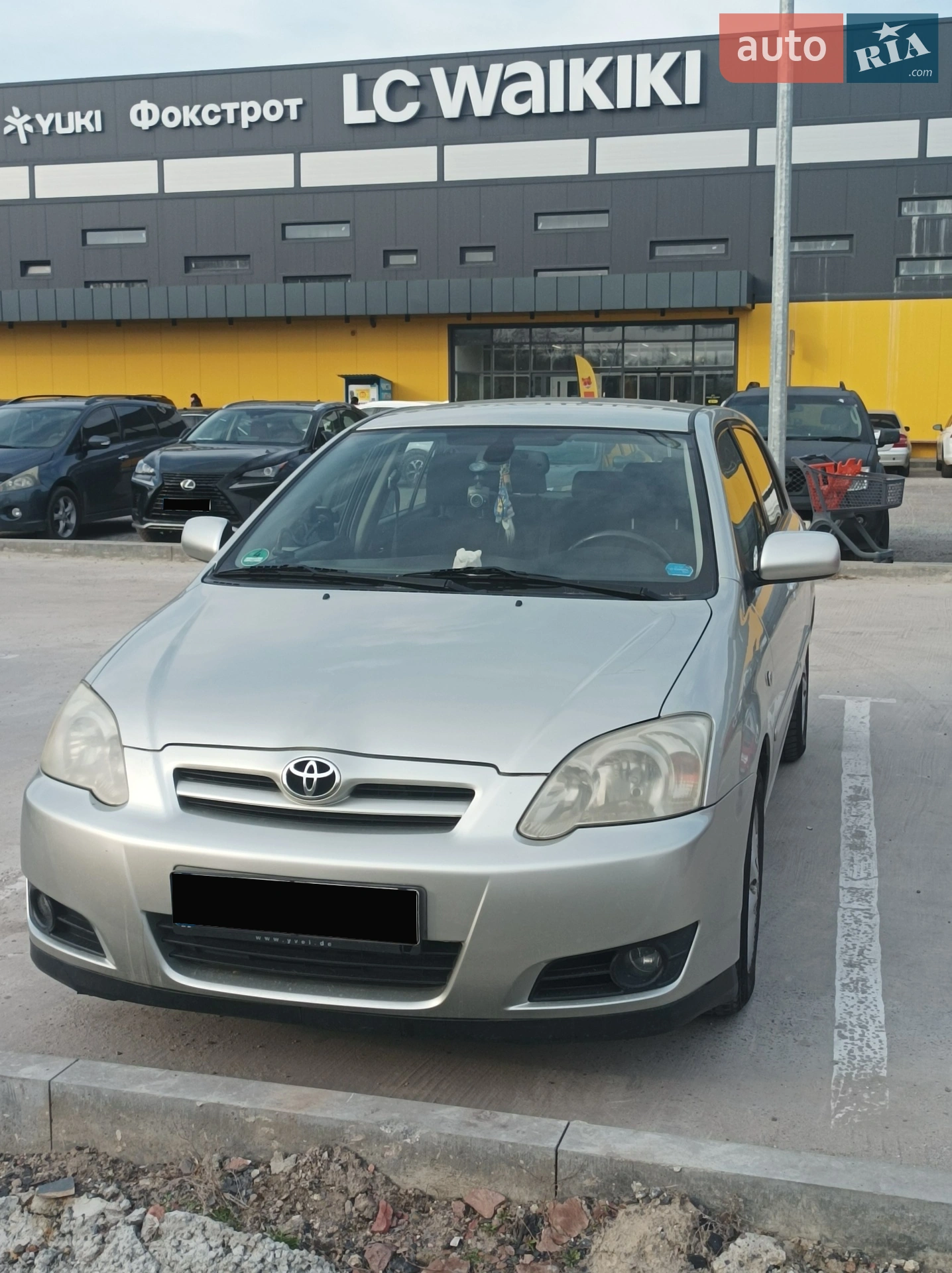 Toyota Corolla, 2004