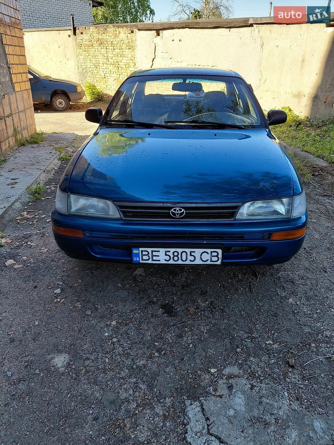Toyota Corolla, 1995