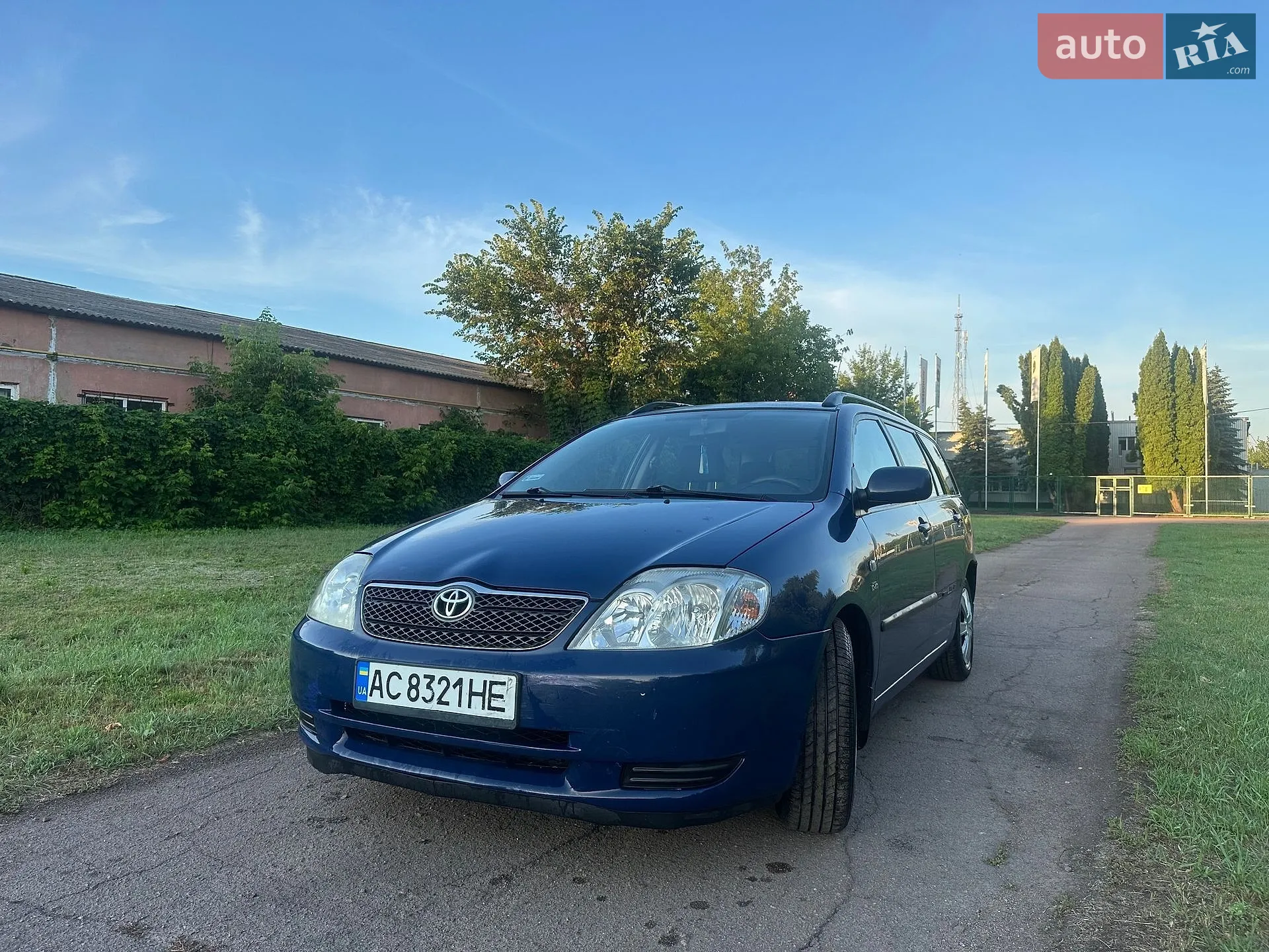 Toyota Corolla, 2004