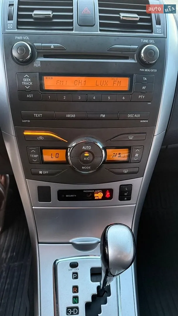 Toyota Corolla, 2011