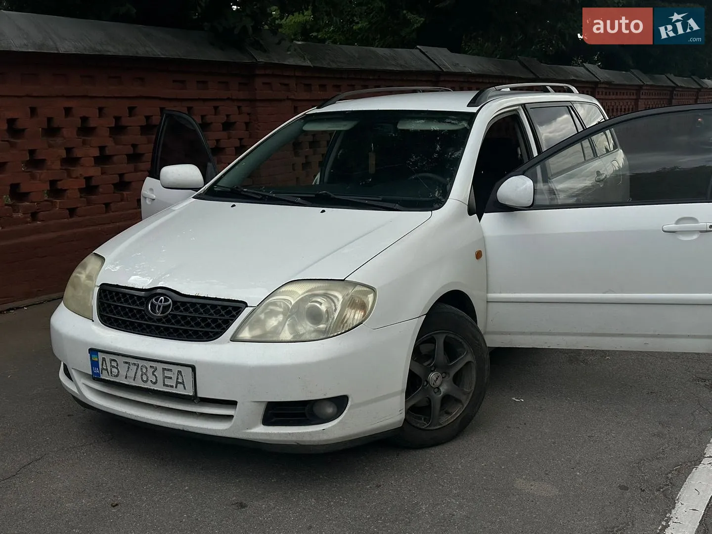 Toyota Corolla, 2004