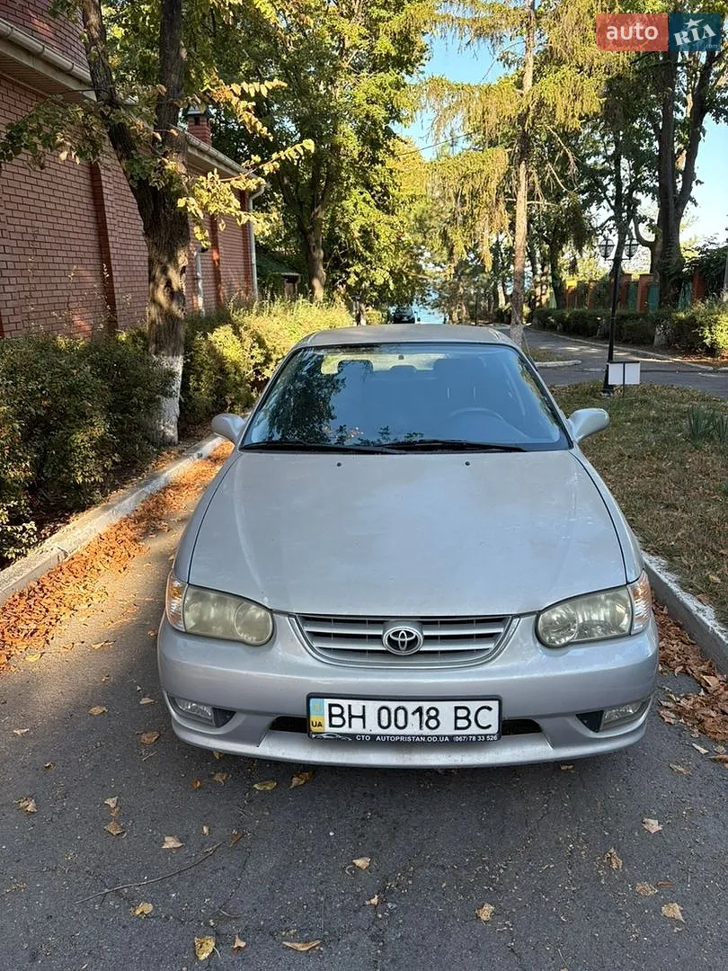 Toyota Corolla, 2001
