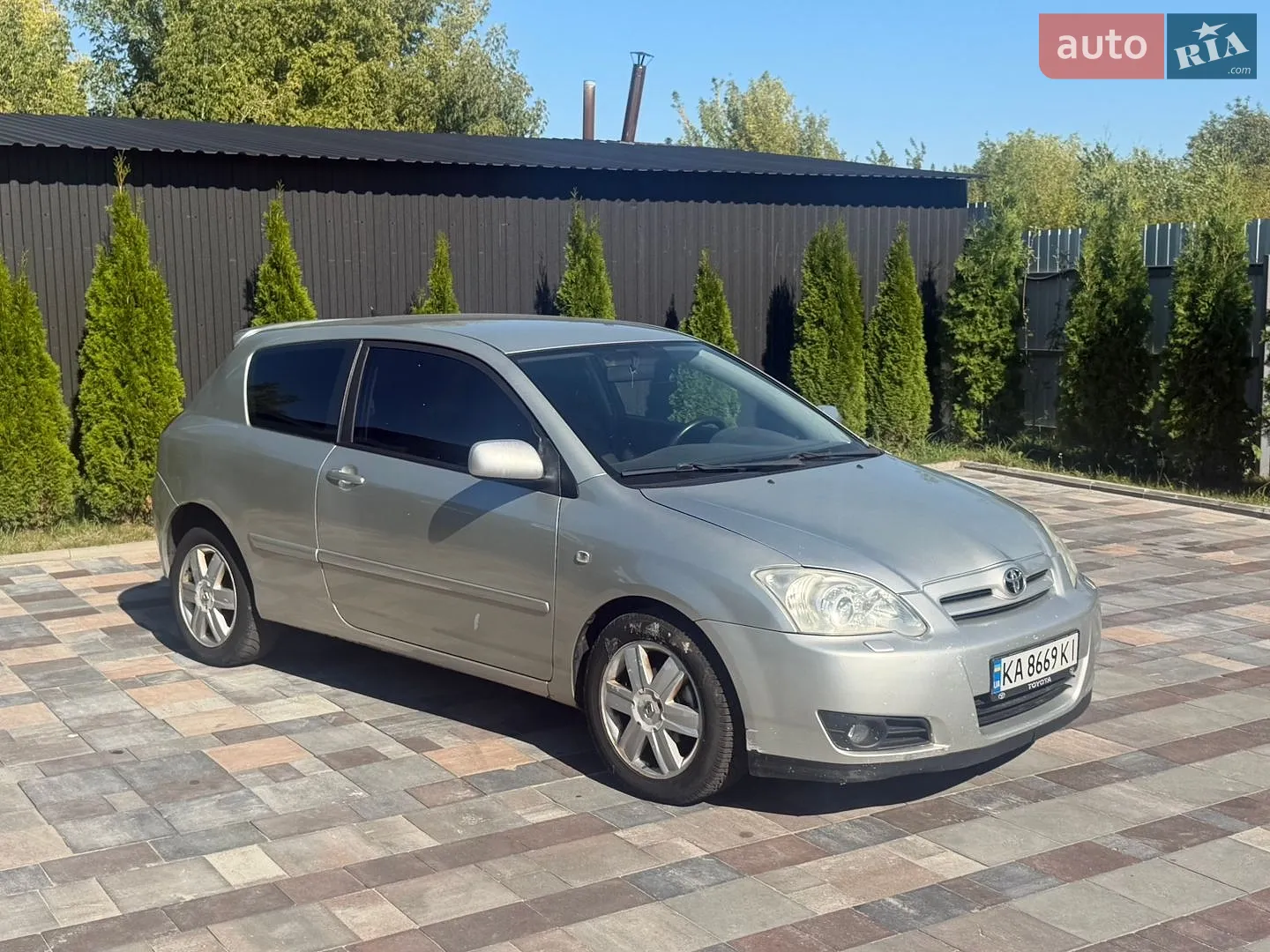 Toyota Corolla, 2004