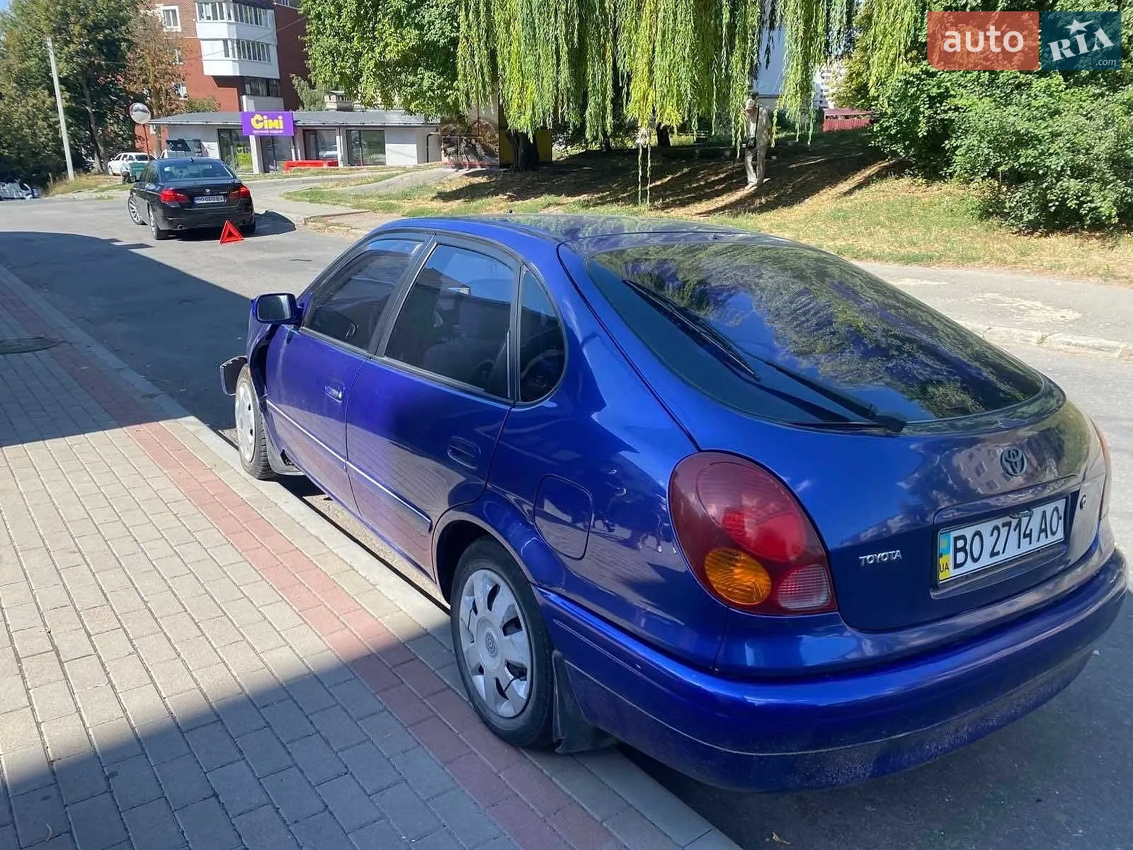 Toyota Corolla, 1998