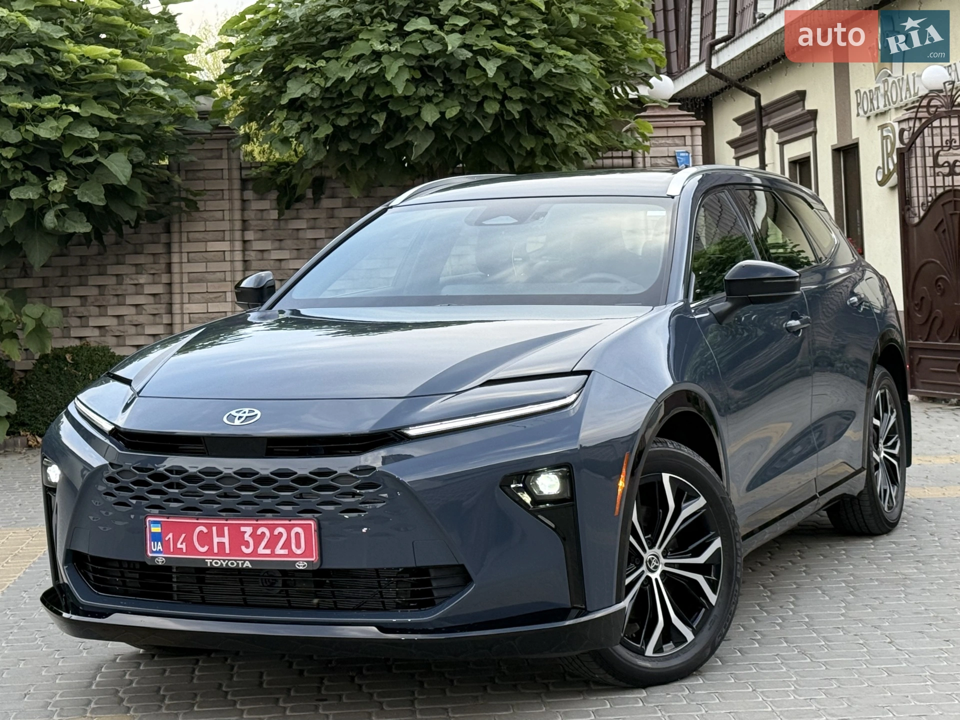 Toyota Crown, 2024