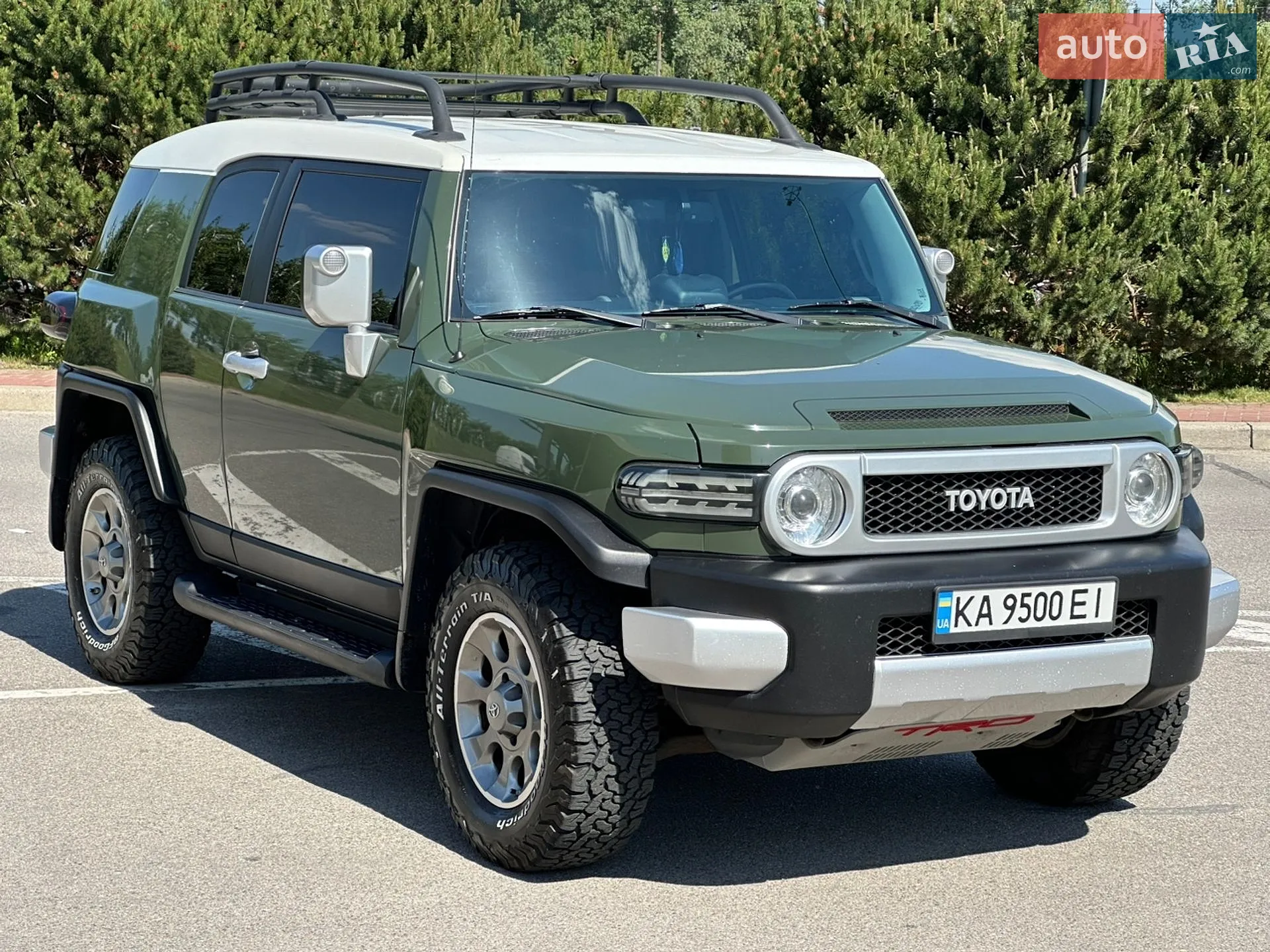 Toyota FJ Cruiser, 2012