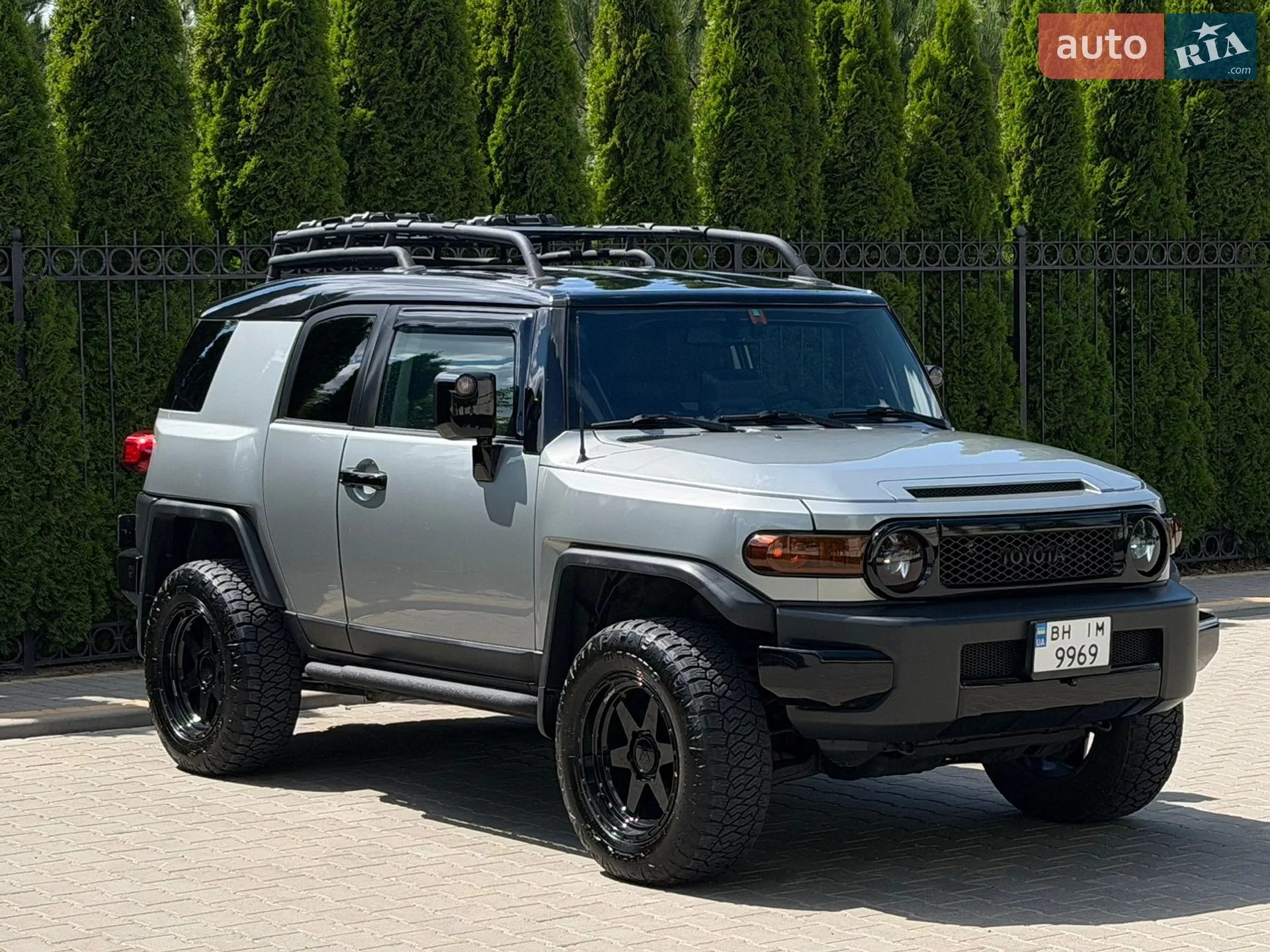 Toyota FJ Cruiser, 2012