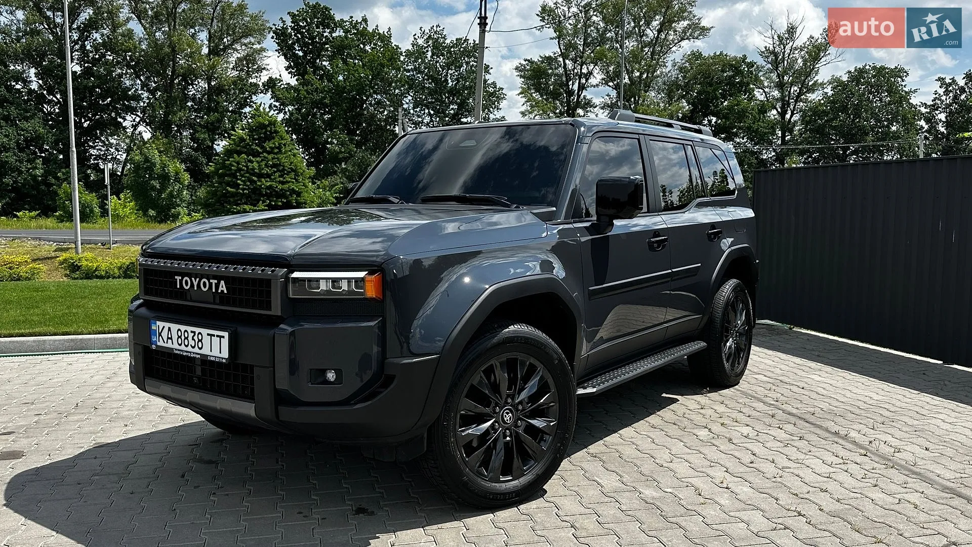 Toyota Land Cruiser Prado, 2024