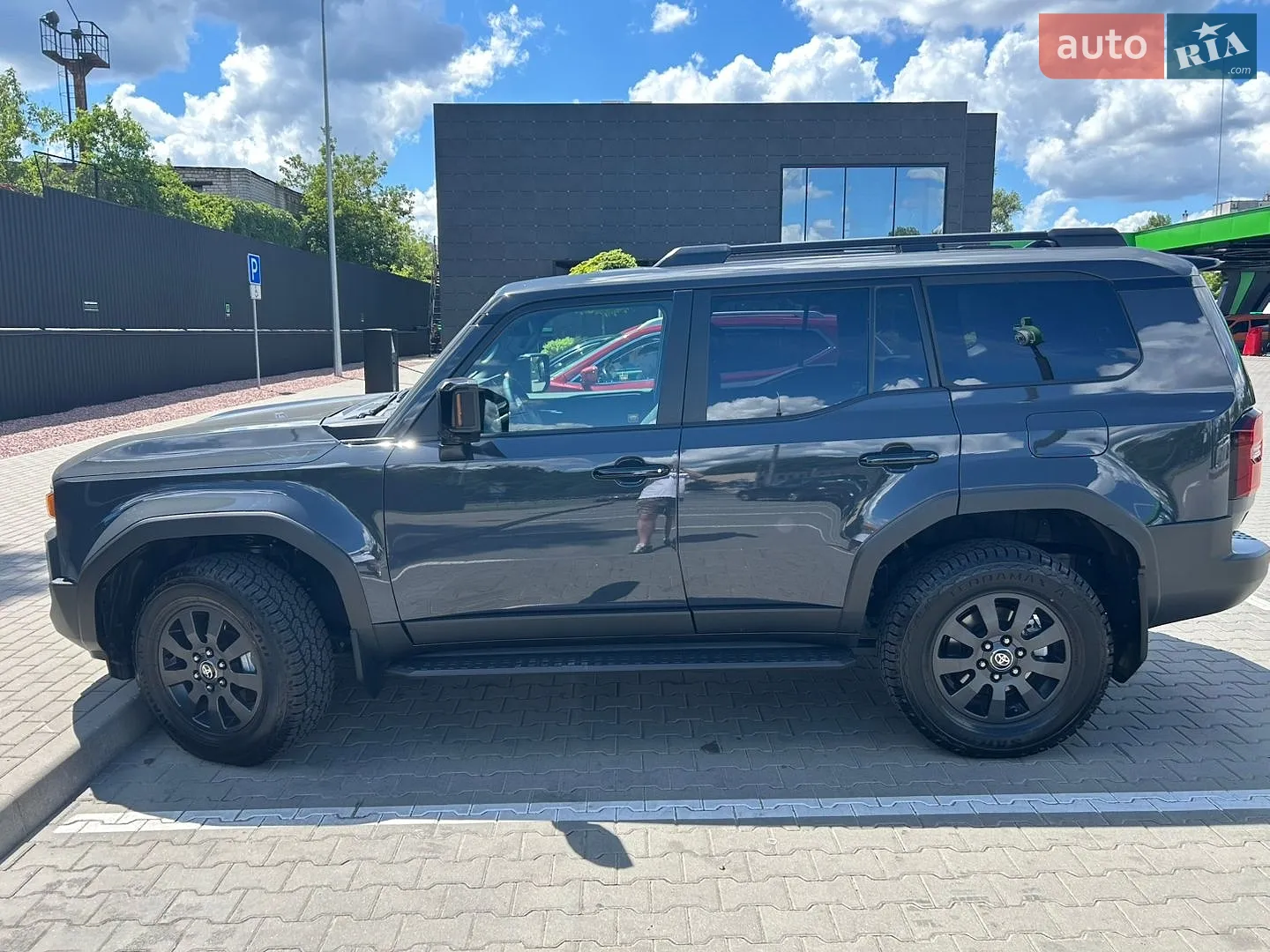 Toyota Land Cruiser Prado, 2025