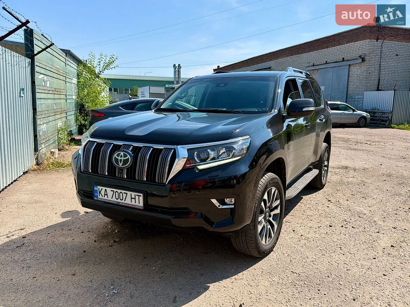 Toyota Land Cruiser Prado, 2023