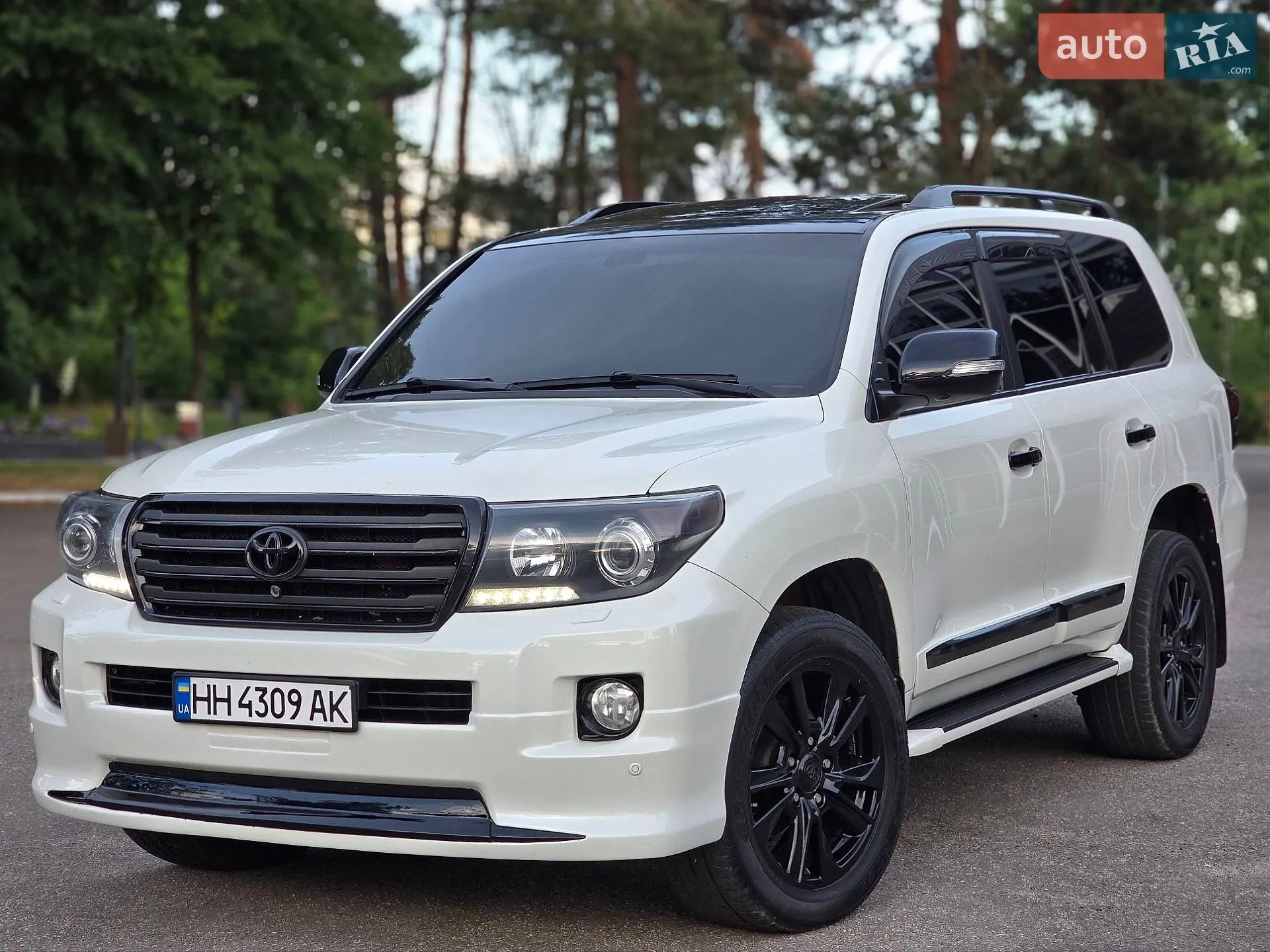 Toyota Land Cruiser, 2012
