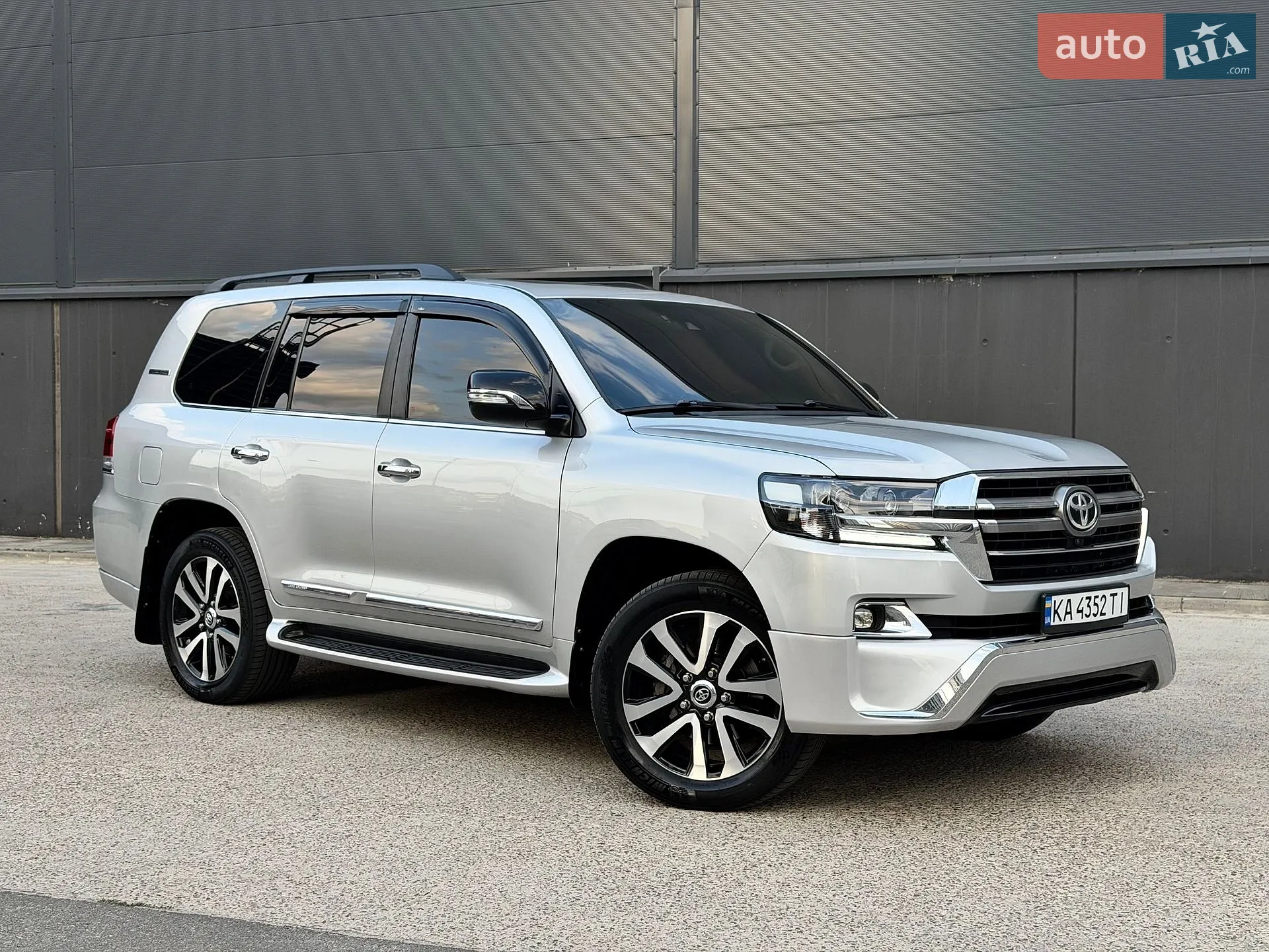 Toyota Land Cruiser, 2016