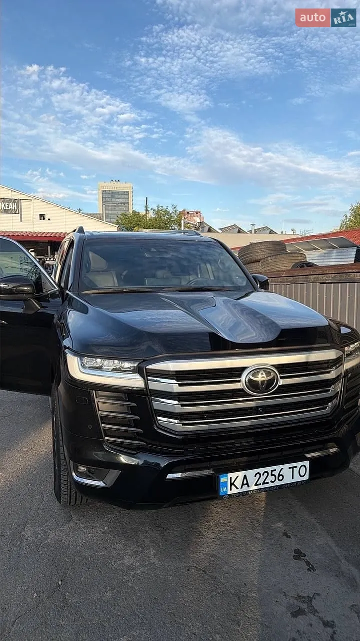 Toyota Land Cruiser, 2022