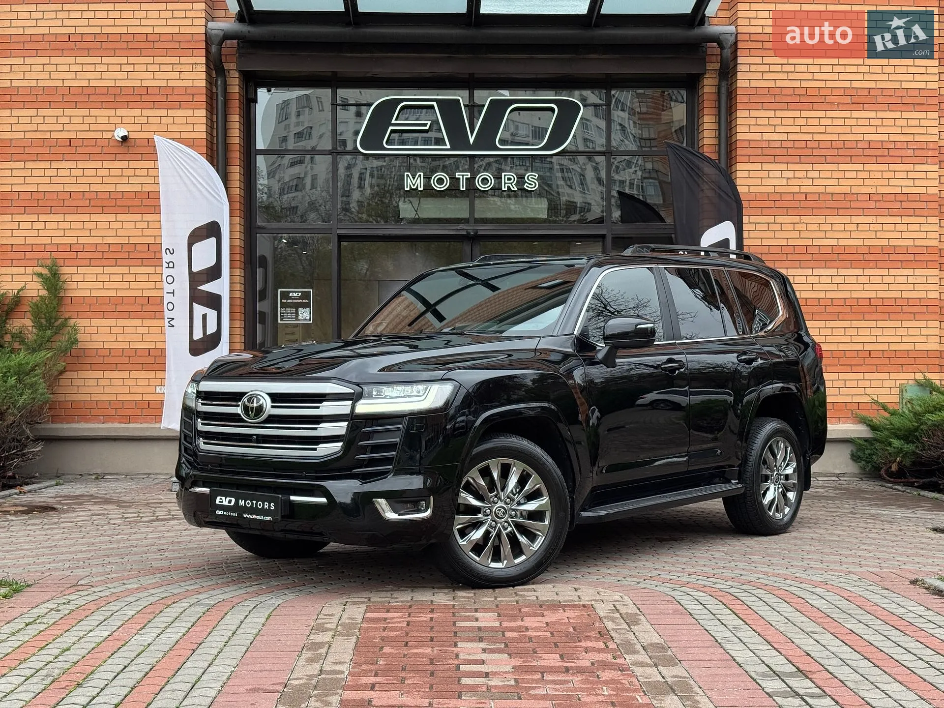 Toyota Land Cruiser, 2025