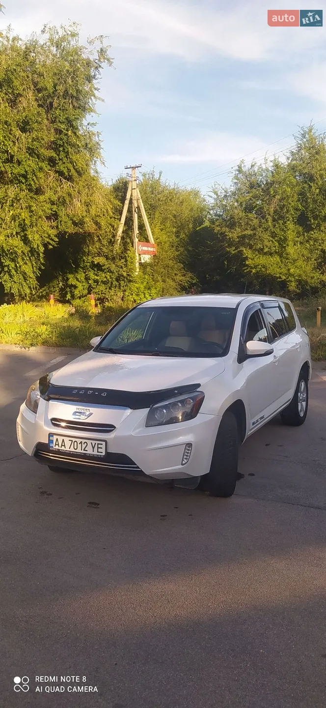 Toyota RAV4 EV, 2012