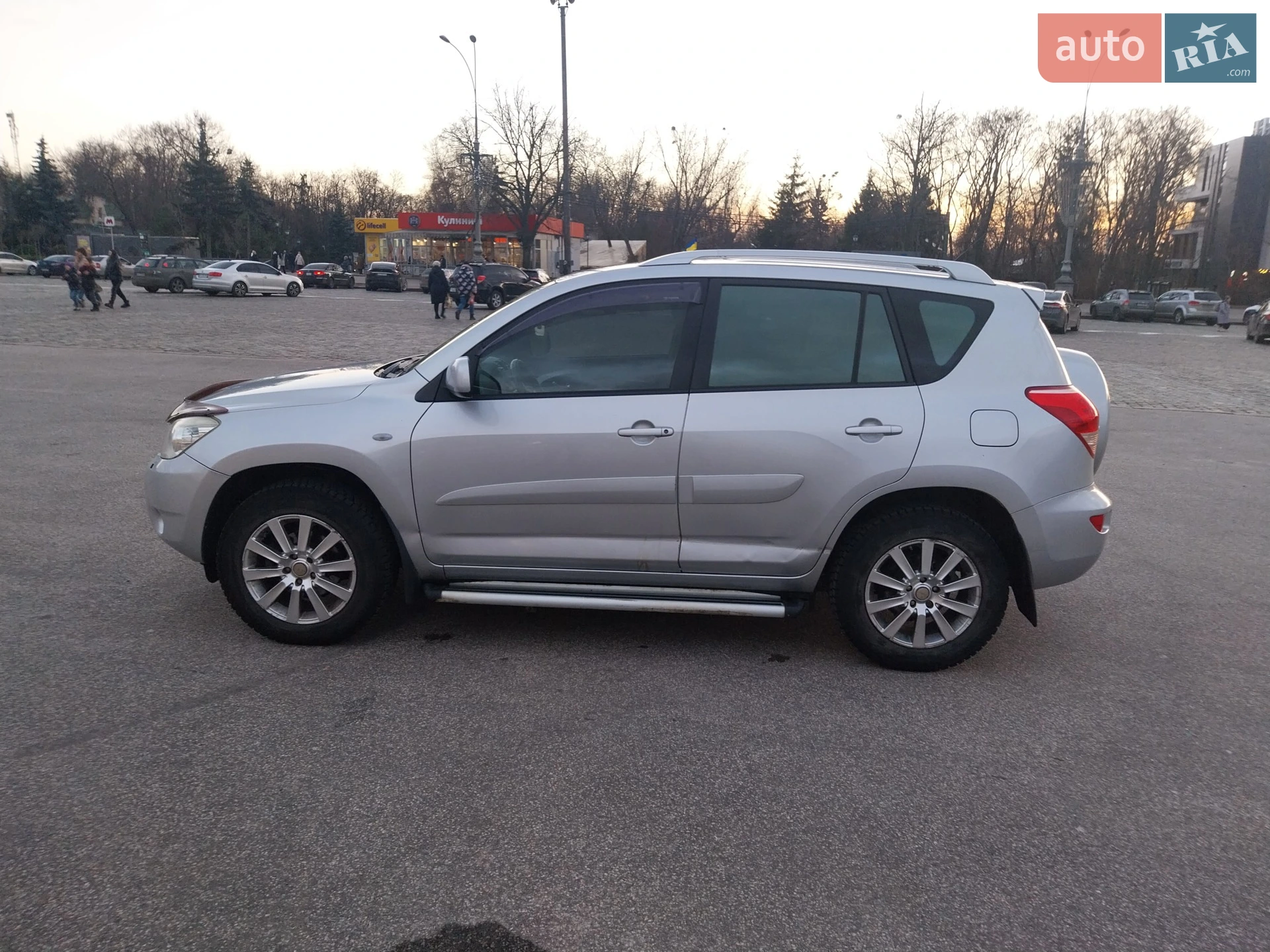 Toyota RAV4, 2006