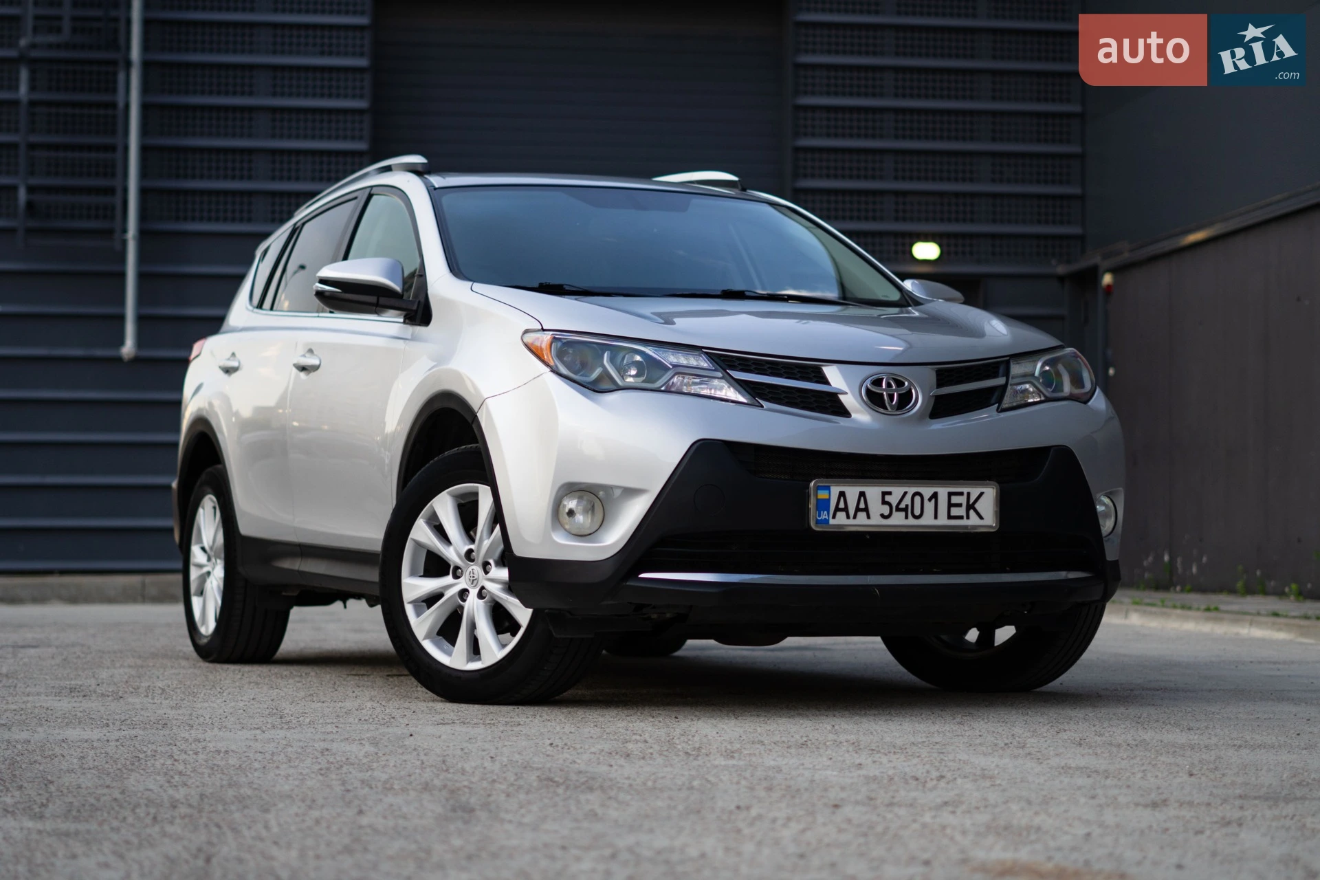 Toyota RAV4, 2015