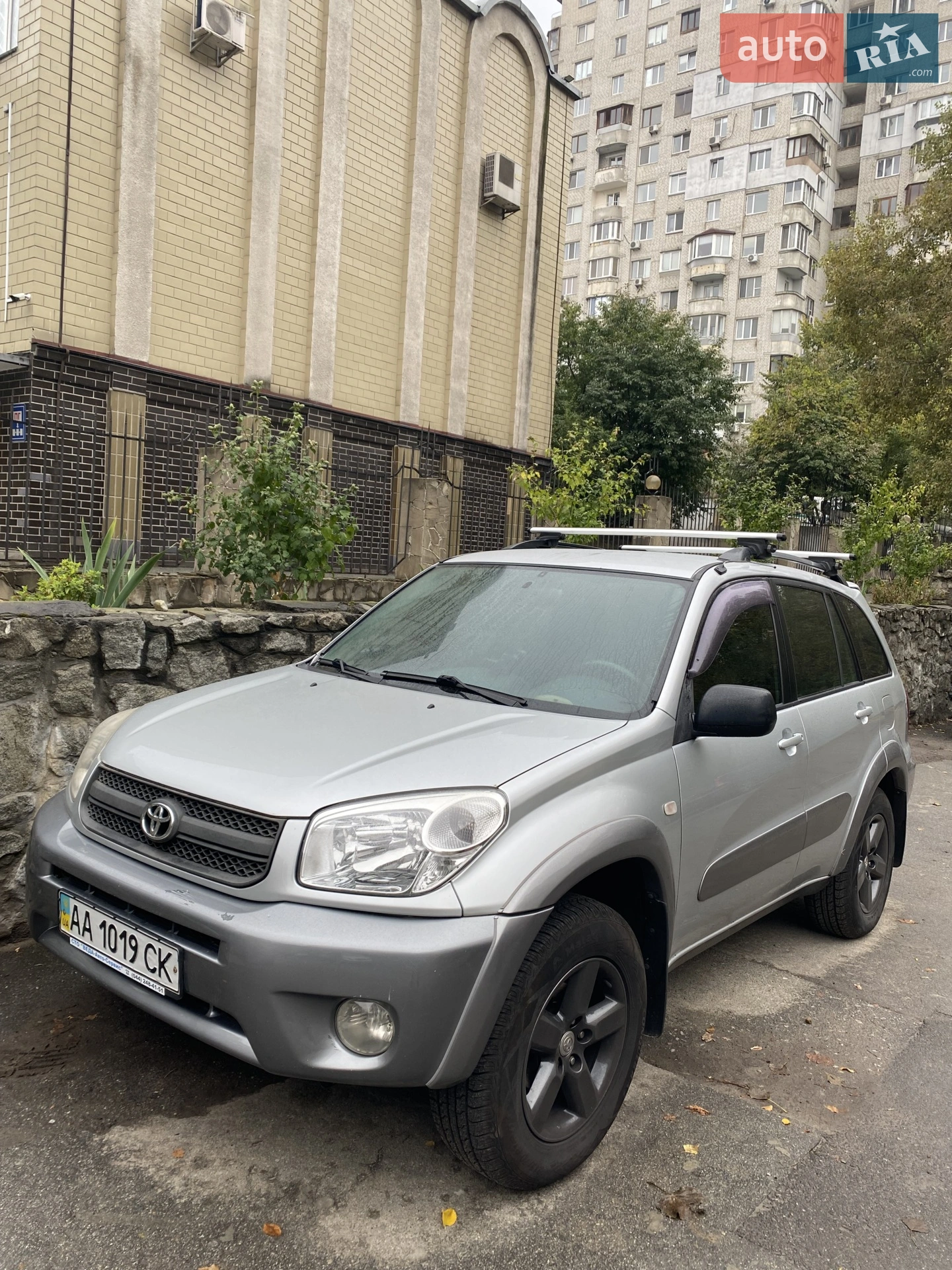 Toyota RAV4, 2005