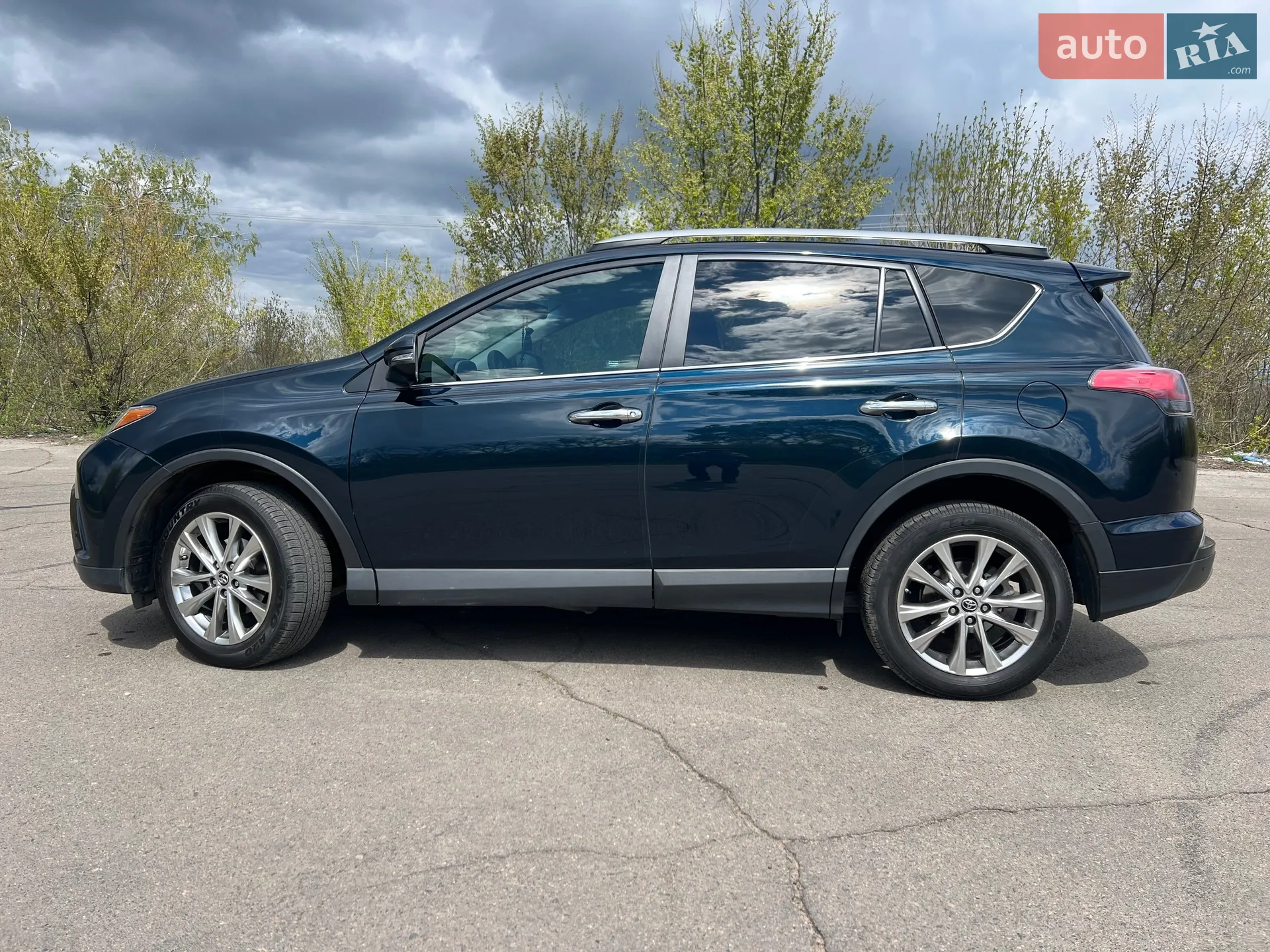 Toyota RAV4, 2017
