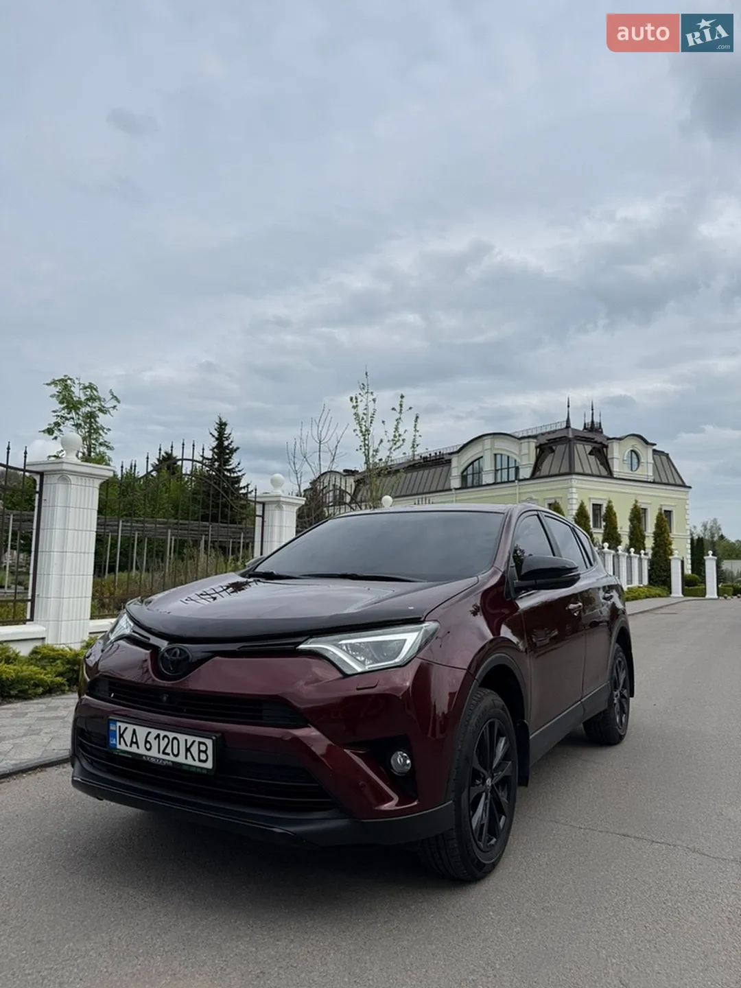 Toyota RAV4, 2017
