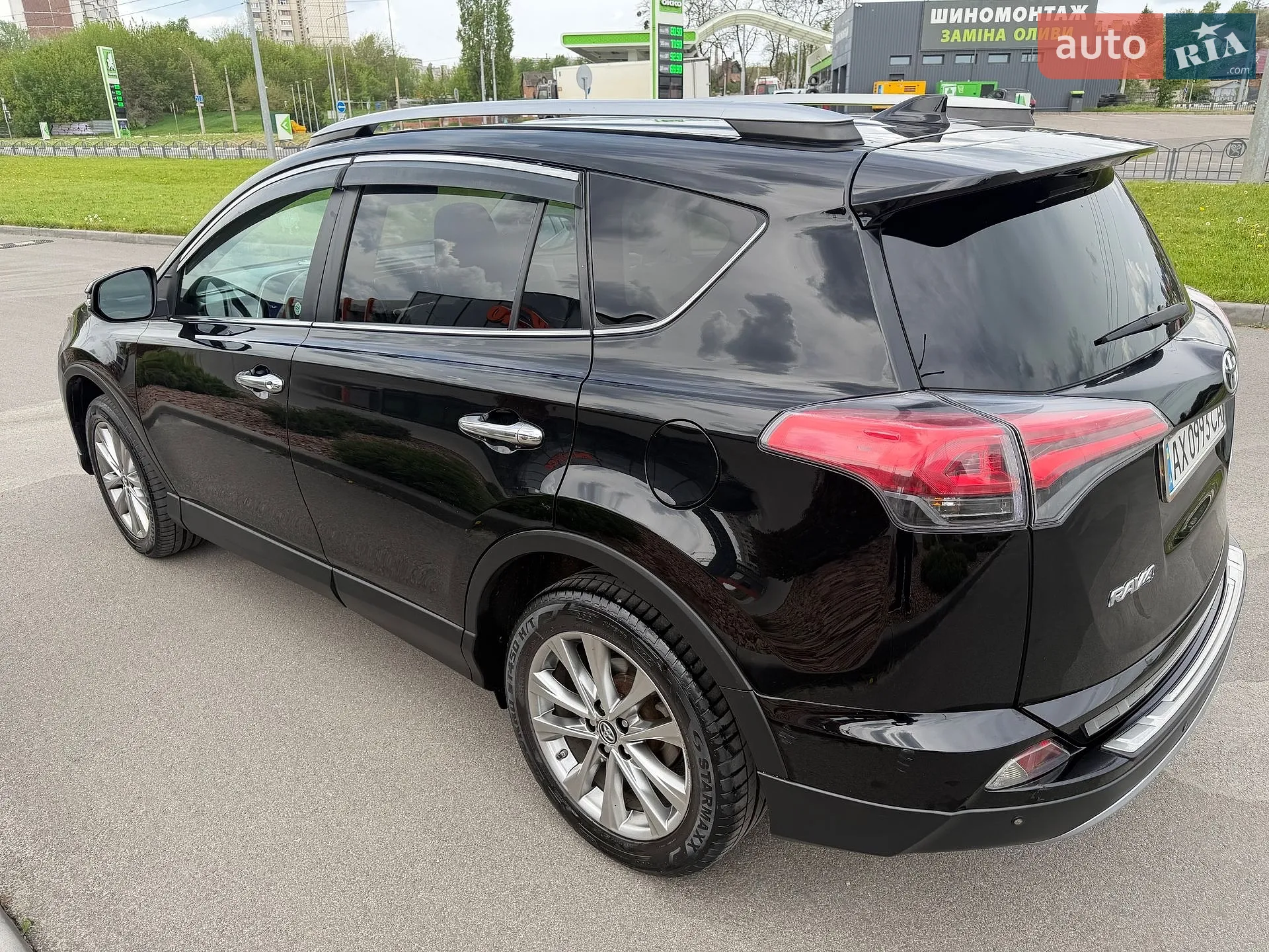 Toyota RAV4, 2016