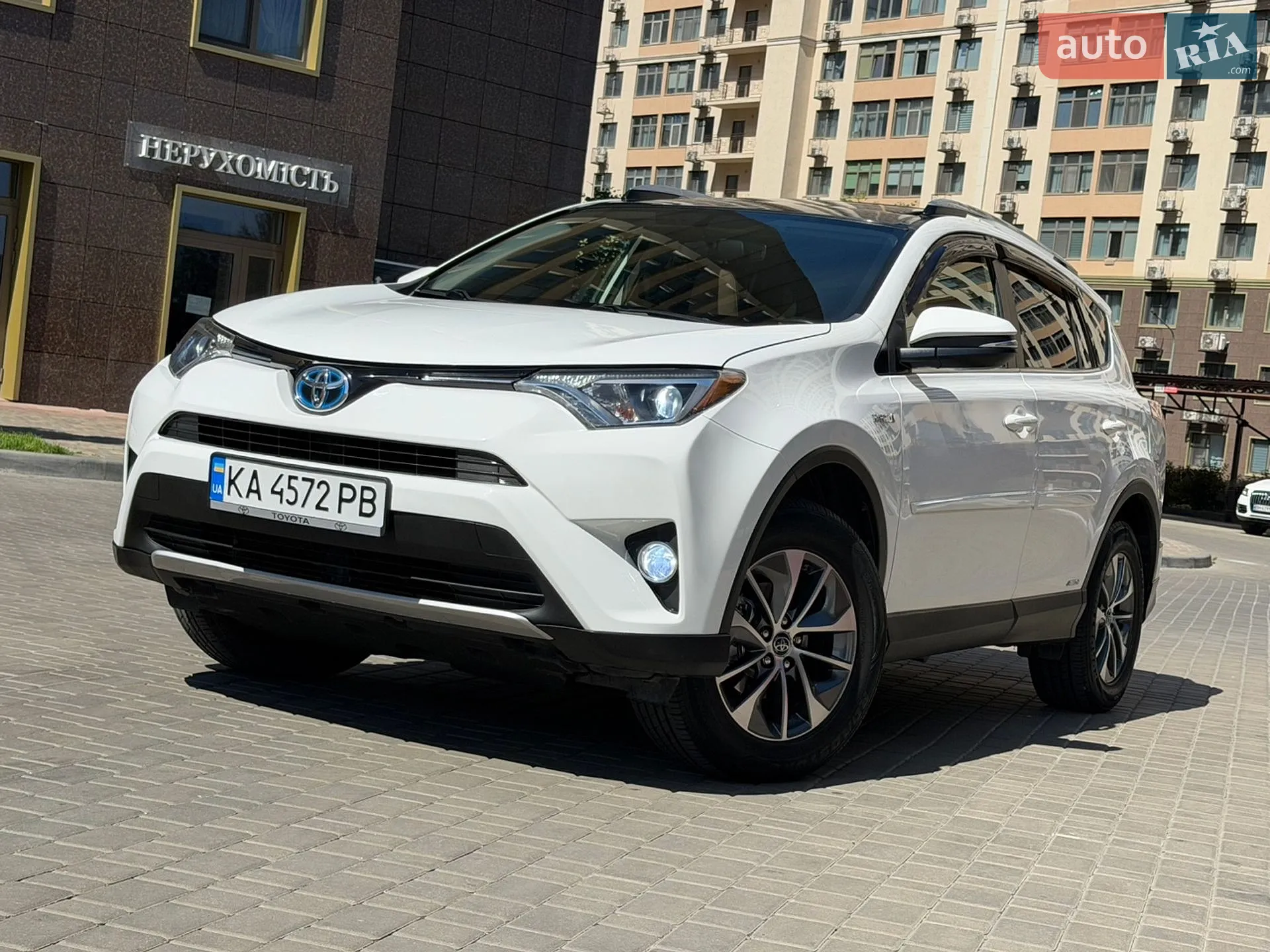 Toyota RAV4, 2016