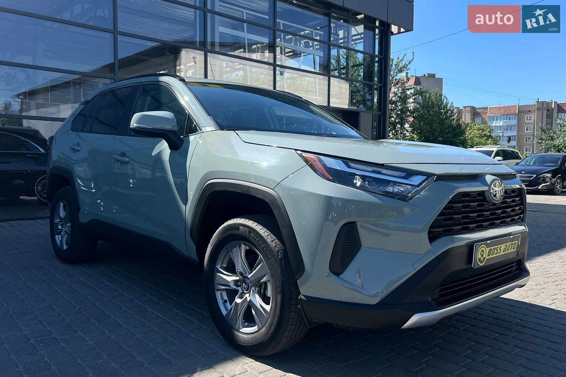 Toyota RAV4, 2023