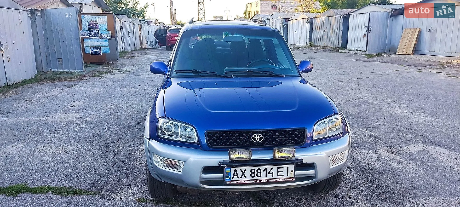 Toyota RAV4, 2000