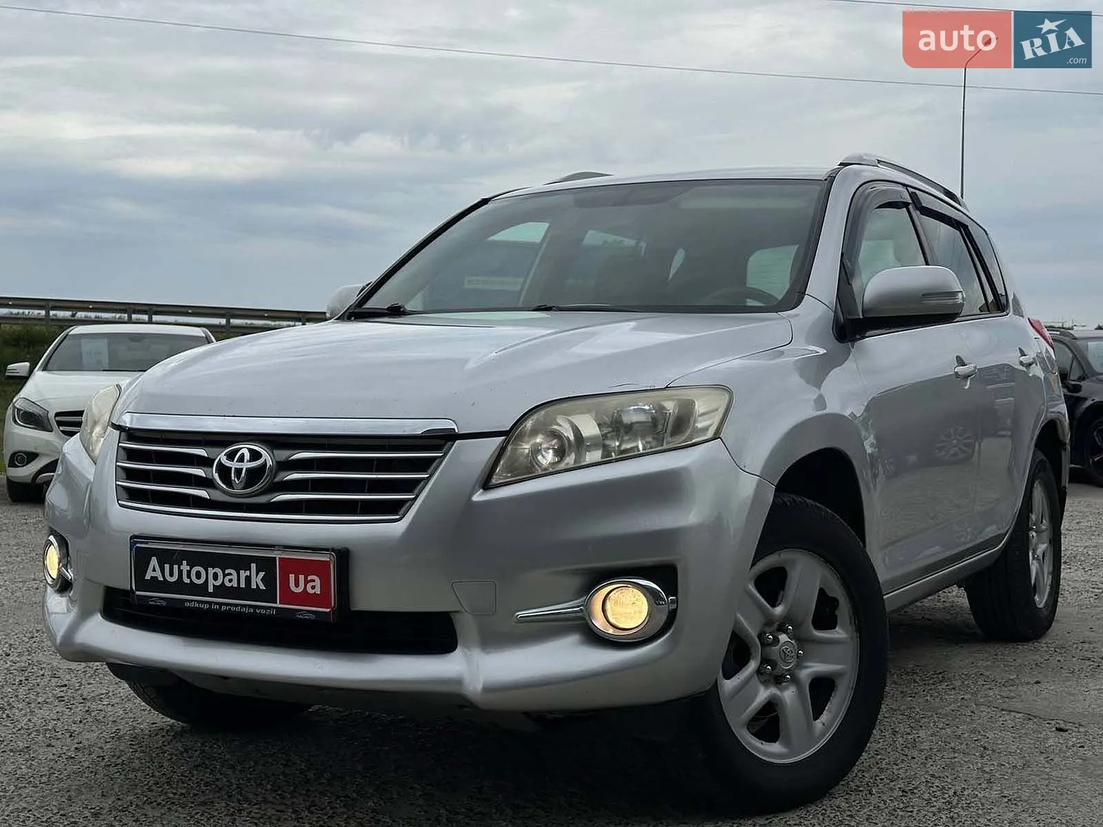 Toyota RAV4, 2010
