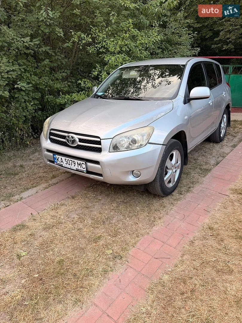 Toyota RAV4, 2007