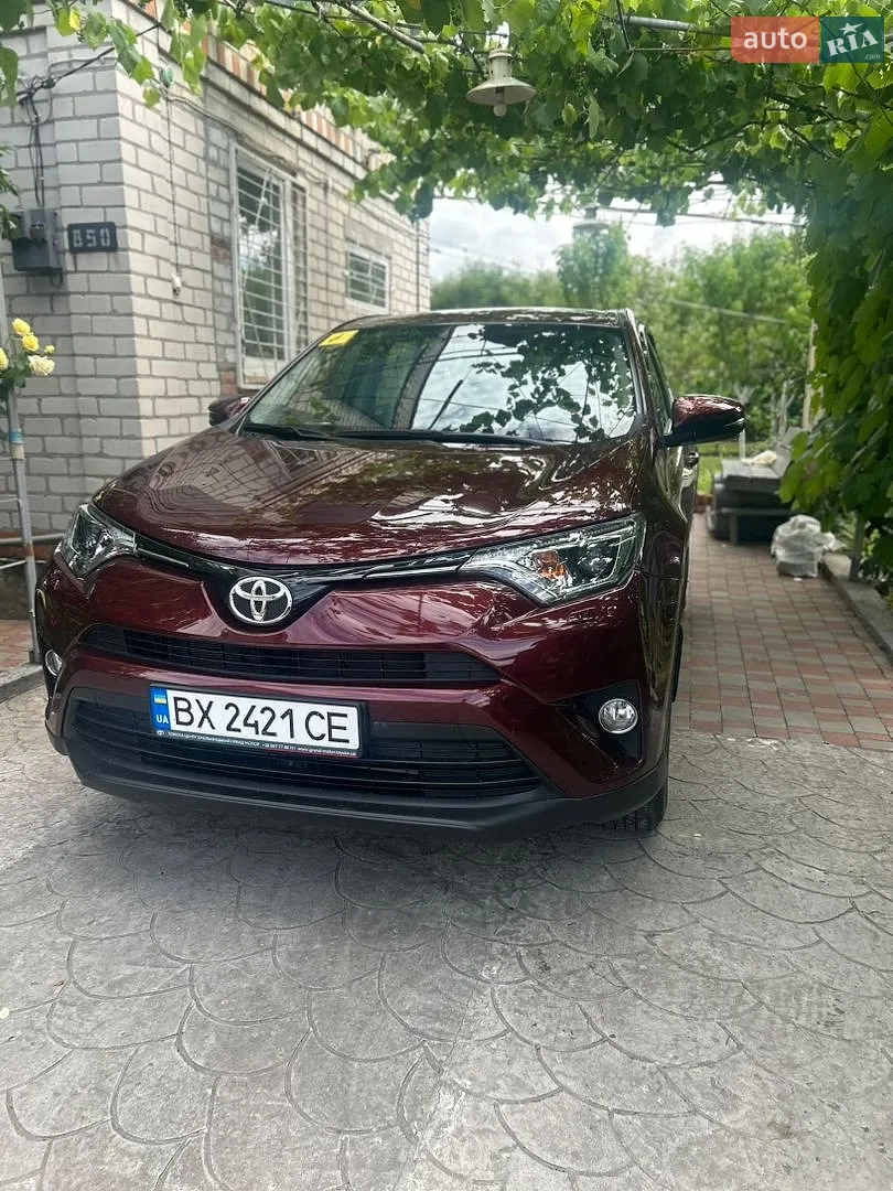 Toyota RAV4, 2017