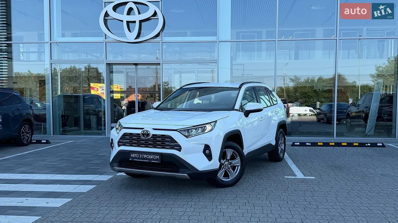 Toyota RAV4, 2023