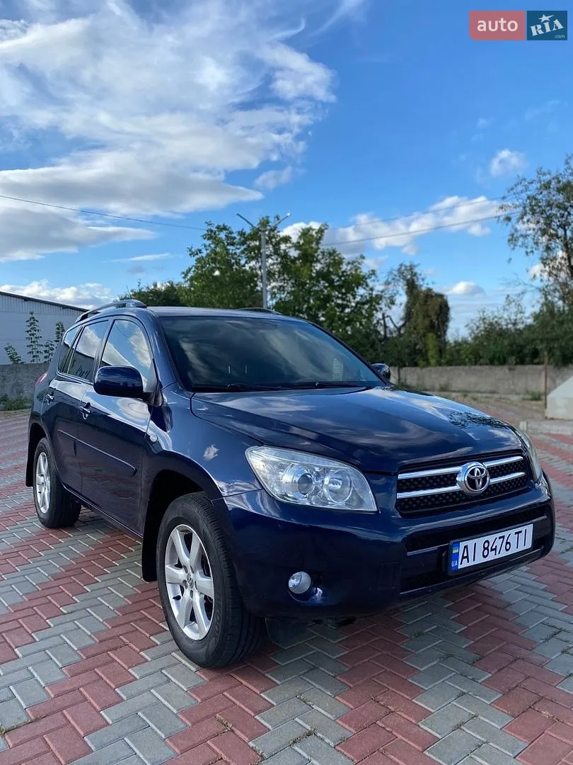 Toyota RAV4, 2008
