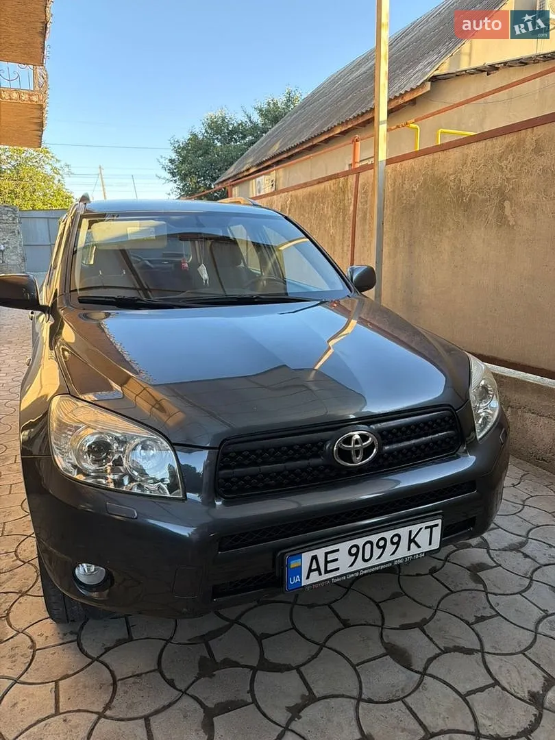 Toyota RAV4, 2006