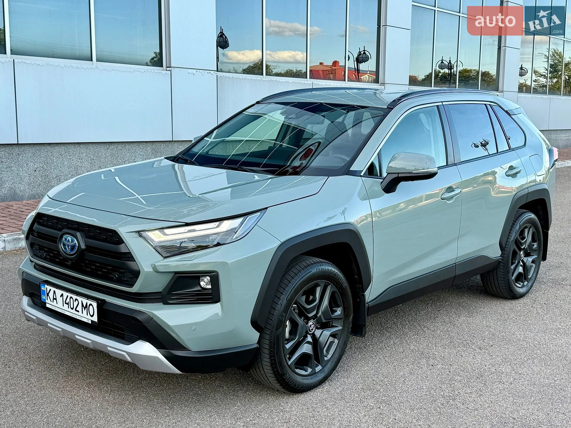 Toyota RAV4, 2024