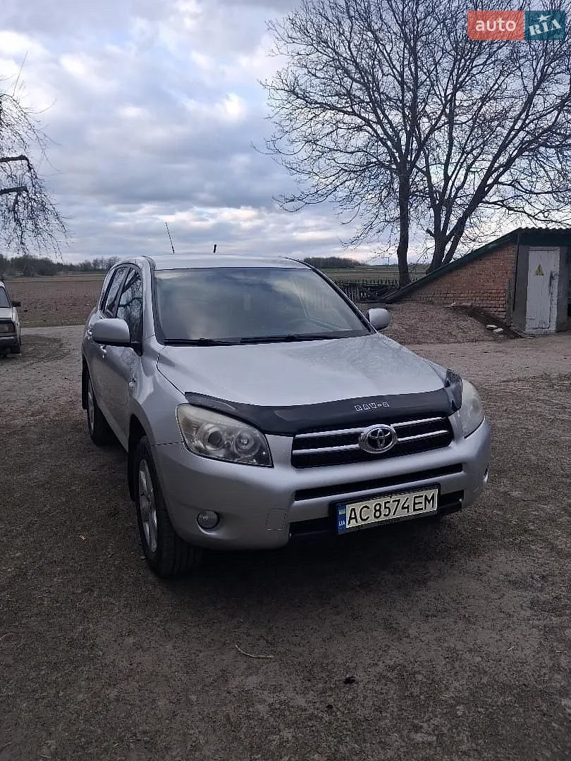 Toyota RAV4, 2008