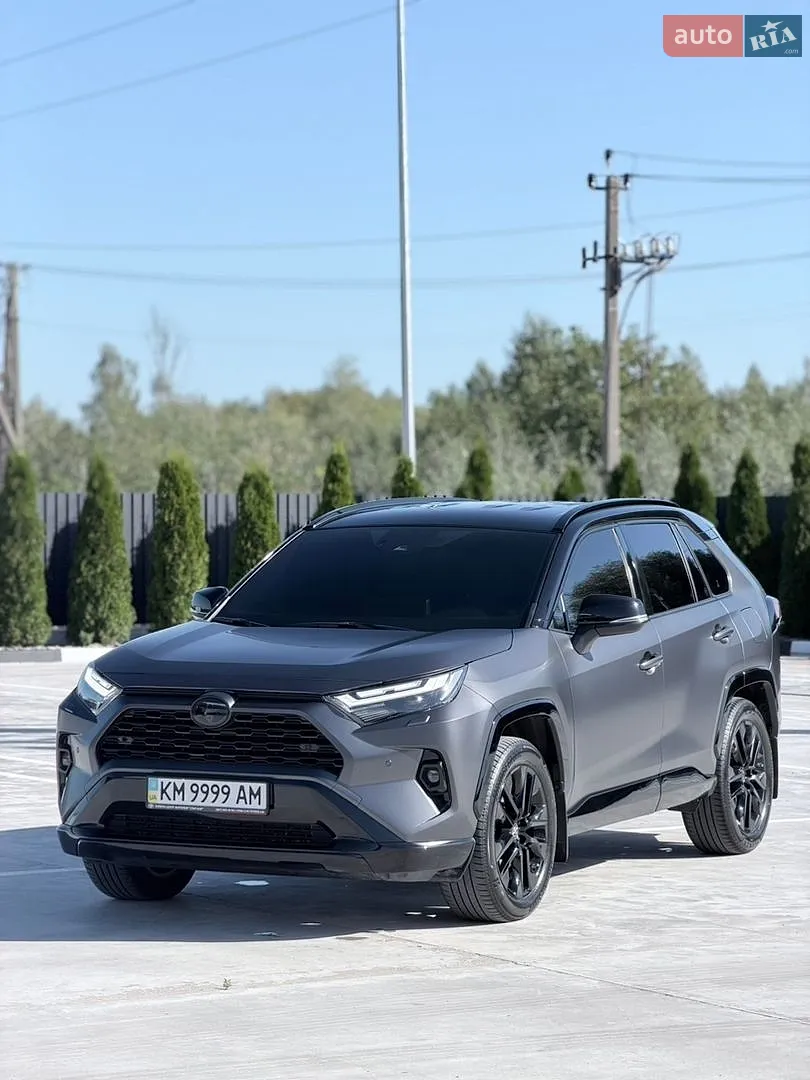 Toyota RAV4, 2025