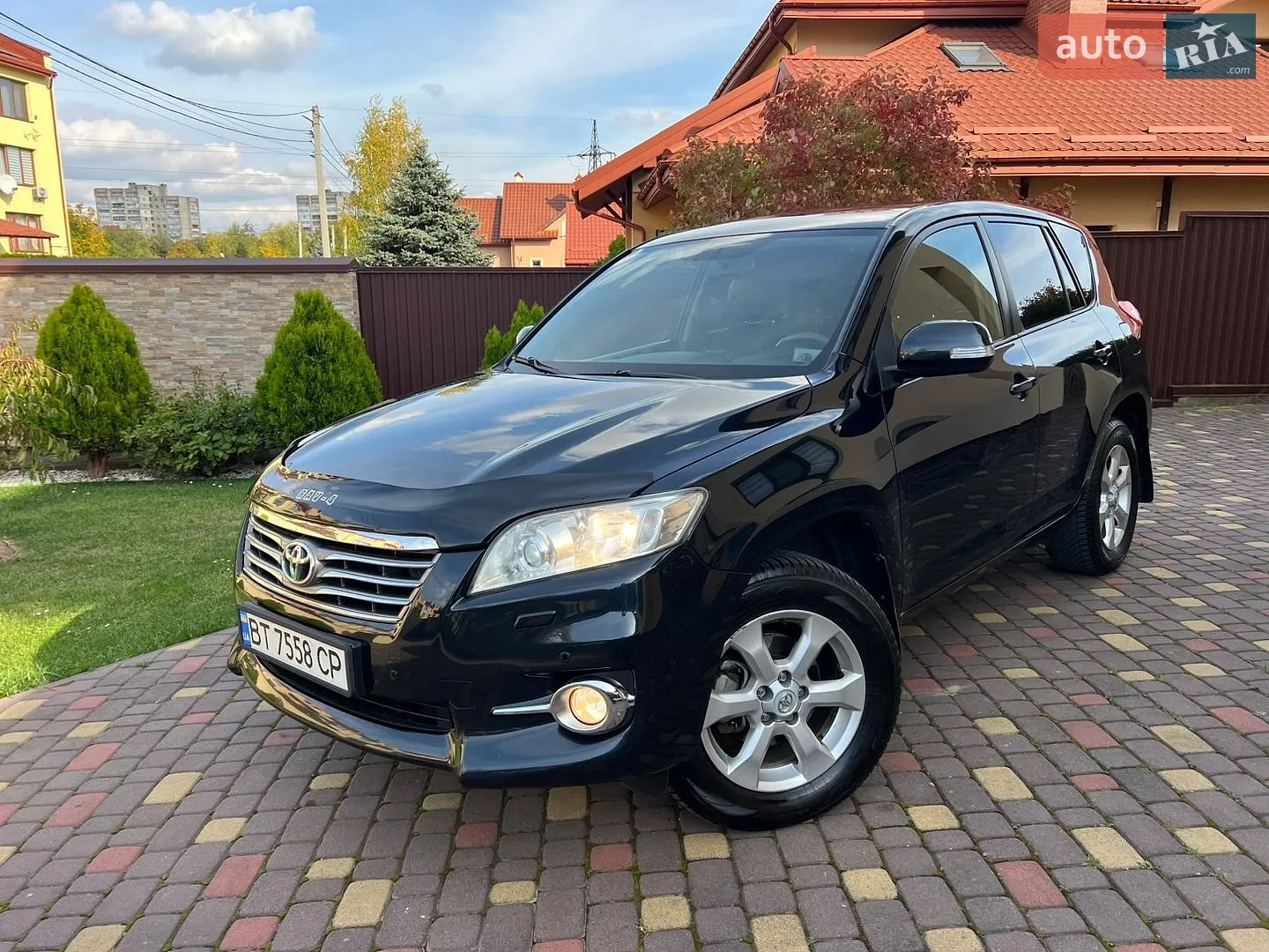 Toyota RAV4, 2010