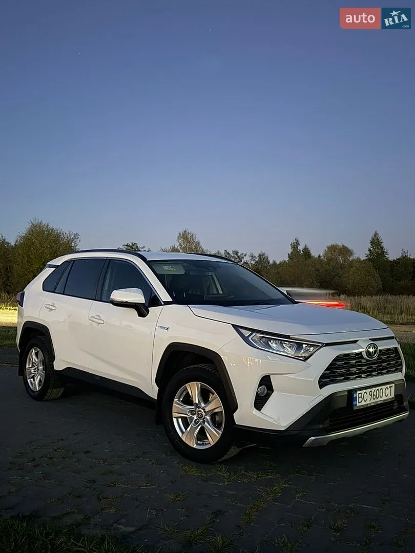 Toyota RAV4, 2020